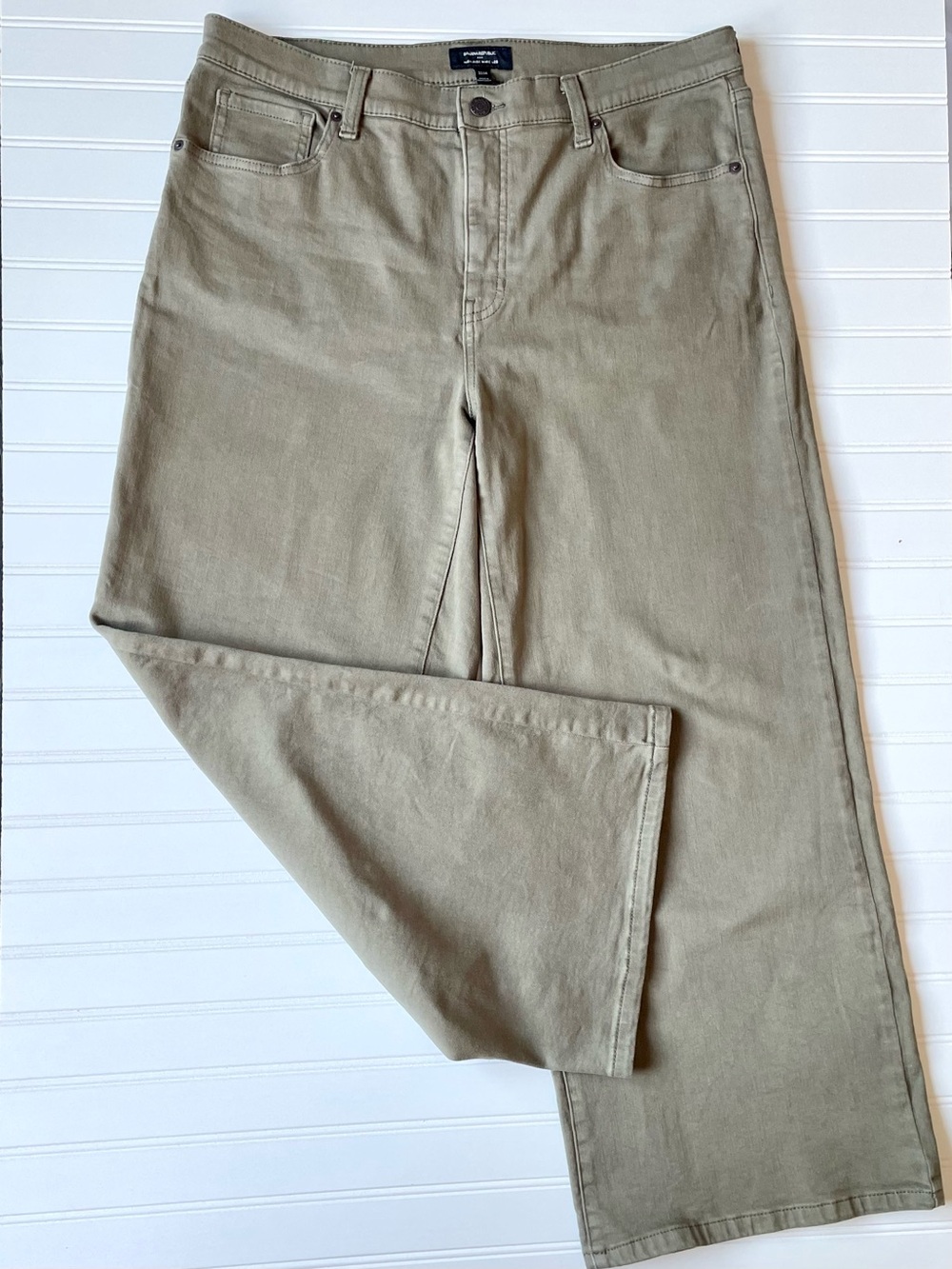 Banana Republic Military Green High Rise Wide Leg Khaki Stretch Jeans Size 32 14